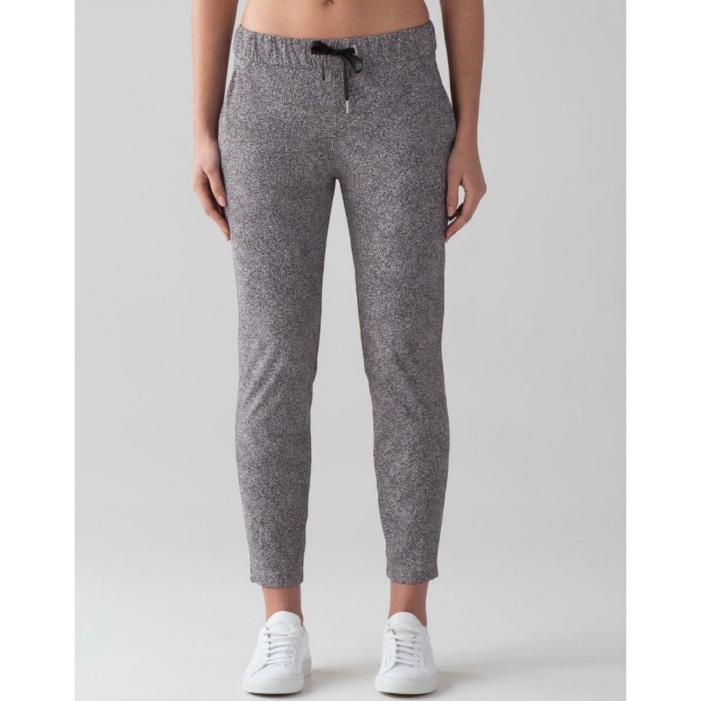 Lululemon Sporty On The Fly 7/8 Pant Luxtreme Speckled Pants Womens 4 Athleisure